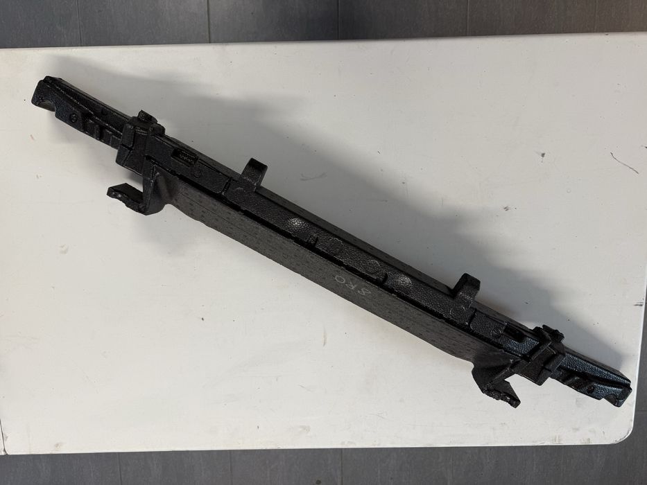 Absorber belka zderzak przód przedni styropian belka Audi Q5 Lift 8R