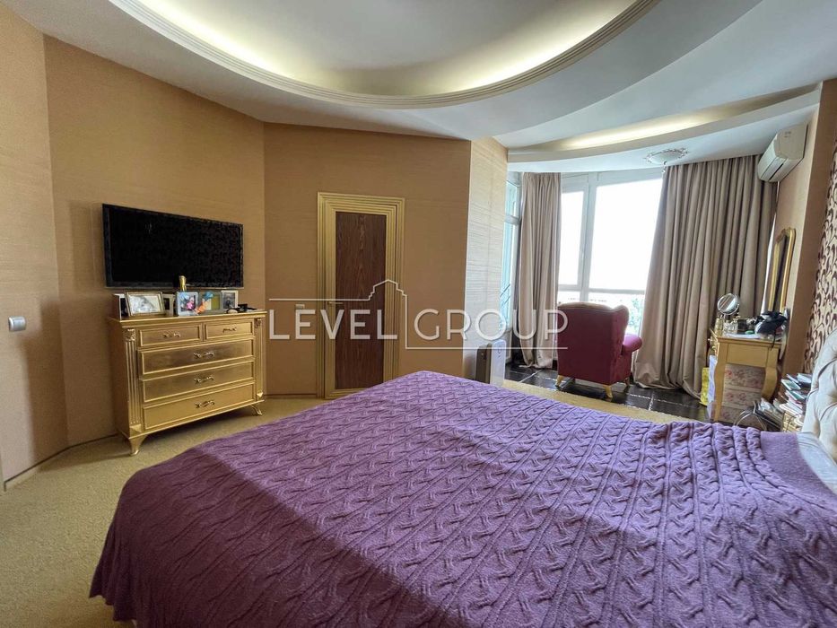 Apartment in Kyiv - View 5