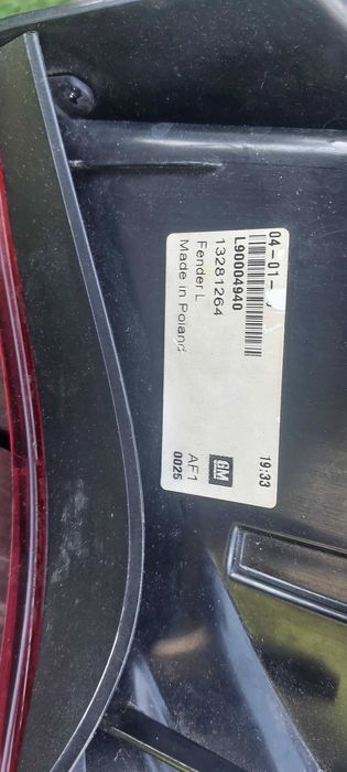 Lampa tylna lewa astra j gtc