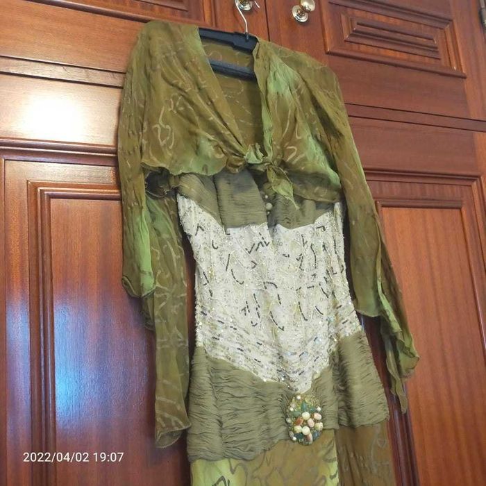 Vestido Cerimónia tons de verdes (TAMANHO 38/40) - USADO UMA VEZ