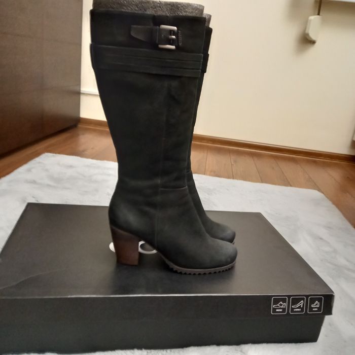 ECCO czarne kozaki damskie ze skóry roz. 38