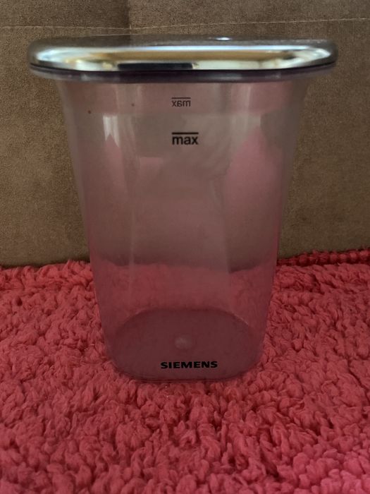 Pojembik na mleko do ekspresu siemens