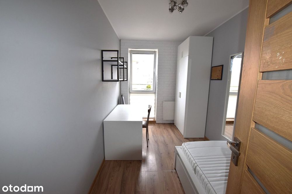 Sprzedam !!! 3 pokojowe I piętro ul. Stawigudzka 8 B Os. Jaroty