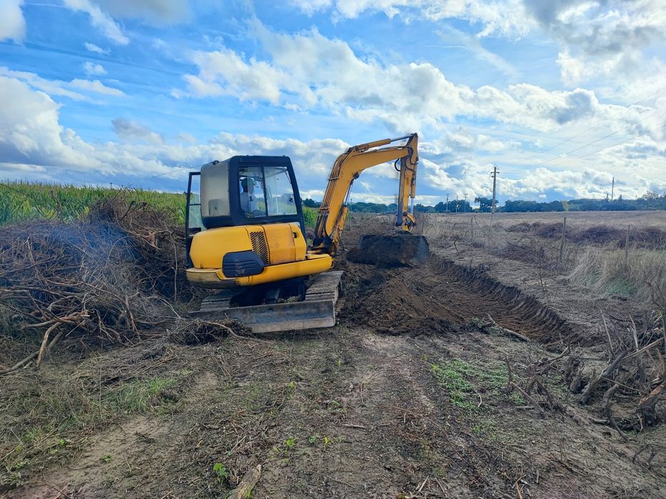 Mini giratória escavadora Komatsu 5000kg