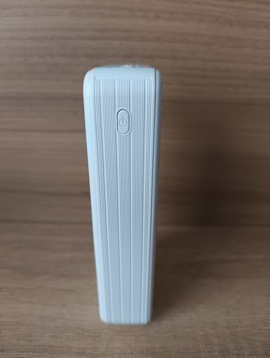 Павербанк 20000 mAh маг з дисплеєм білий