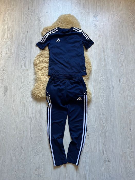 Костюм спортивний адідас adidas 140