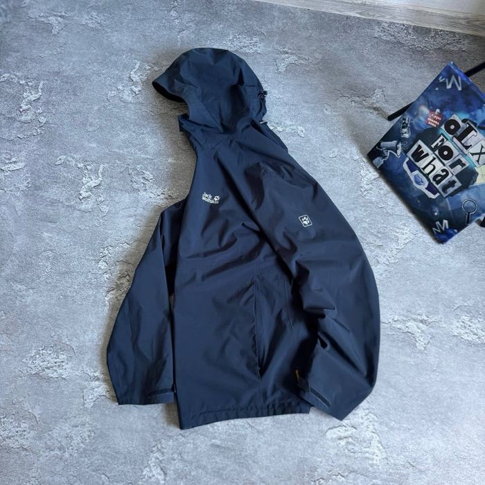 Вітровка Jack Wolfskin куртка berghaus tnf