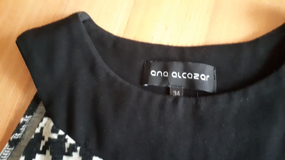 Sukienka Ana Alcazar 34 xs