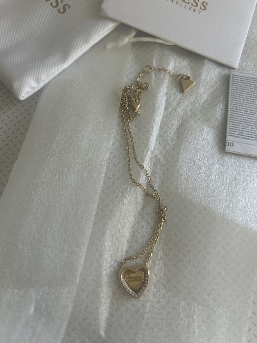 Colar da guess novo