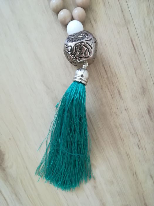 Colar de senhora novo