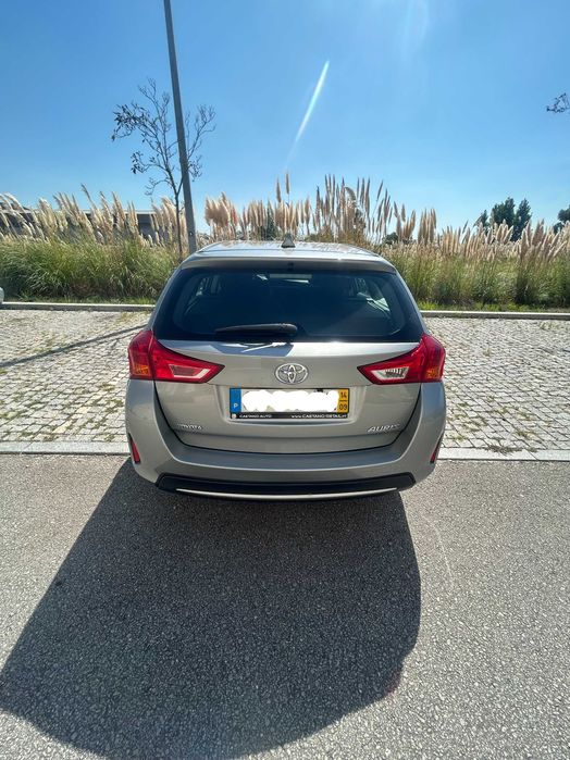 Toyota Auris 1.4 D-4D (Diesel) de 2014 carrinha — photo 5