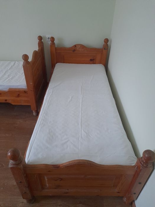 Продам ліжка дерев'яні