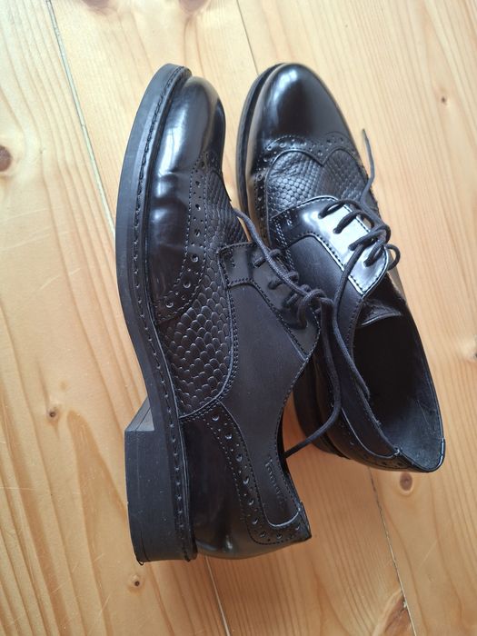 Buty oxfordy loafersy skóra  Tamaris 39