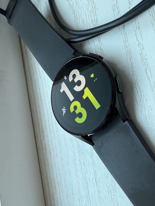 Смартгодинник Samsung Galaxy Watch 4 40 mm