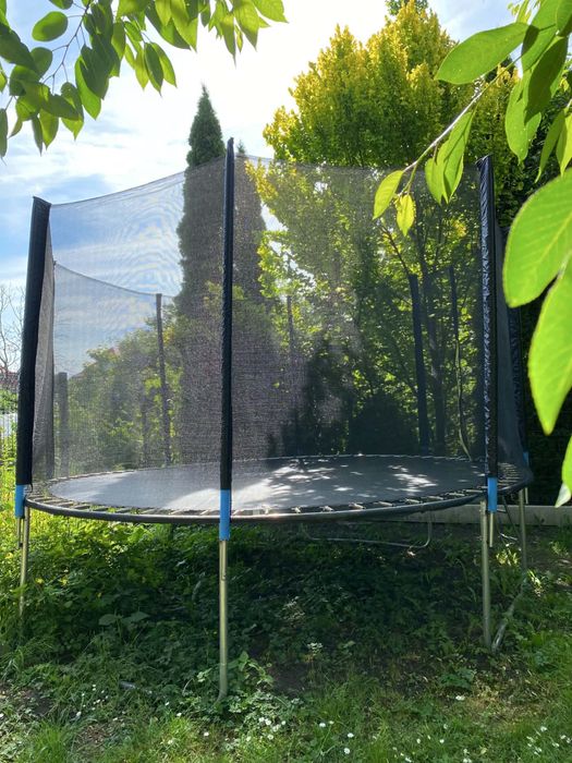 Trampolina w stanie dobrym