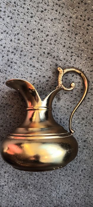 Кувшин.Молочник.Латунь