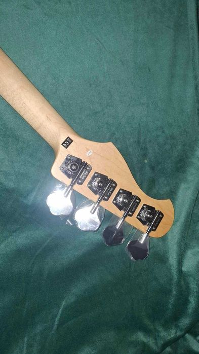 Gitara Basowa Harley Benton Precision Bass PB-20 Piano Black Standard
