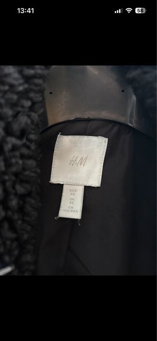 Czarne futerko H&M