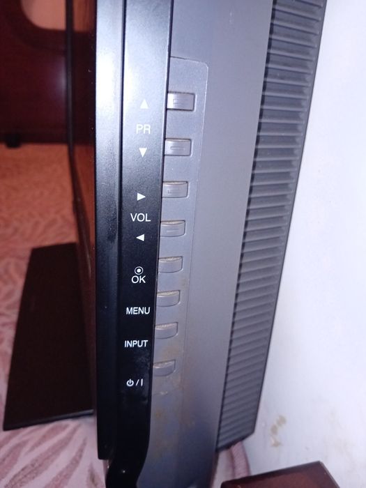 TV LG LCD 32" - Modelo 32LE2R - Para Peças ou Reparo