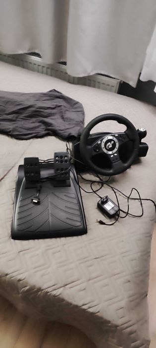 Ігровий руль Logitech driving force pro 900°