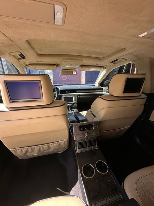Volkswagen Phaeton 2012