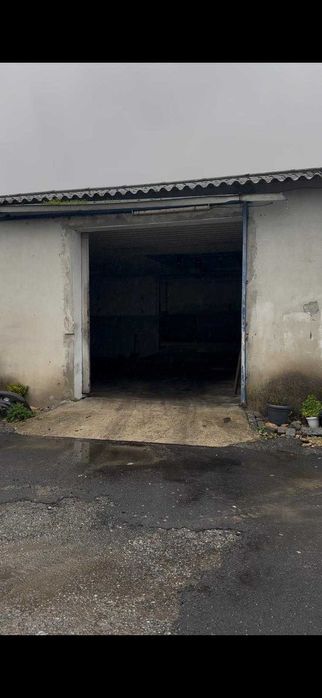 armazém de 300m2 privado