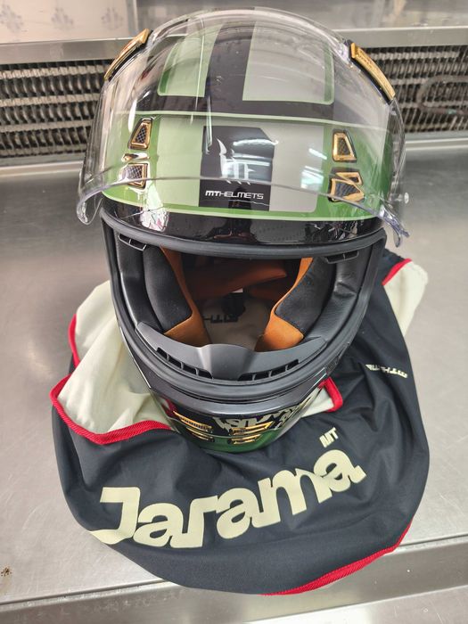 1 Capacete NOVO