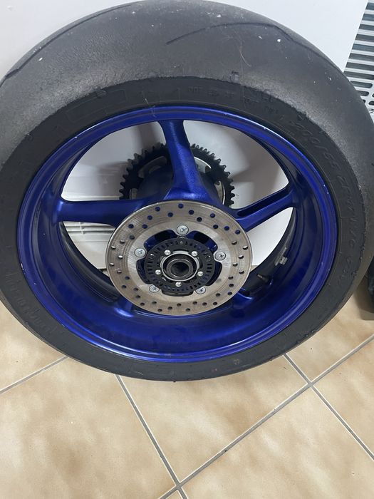 Felga yamaha mt 10 rn32 rn65