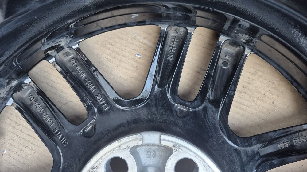 Felgi aluminiowe 19", 5x120, et41.5 ,8J. Otwór 72.6.