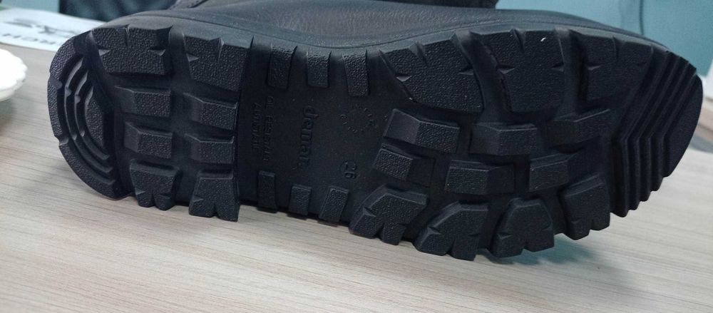Buty wysokie Kontrakt wojskowy 26 i 24 tj 40 i 39 czarny