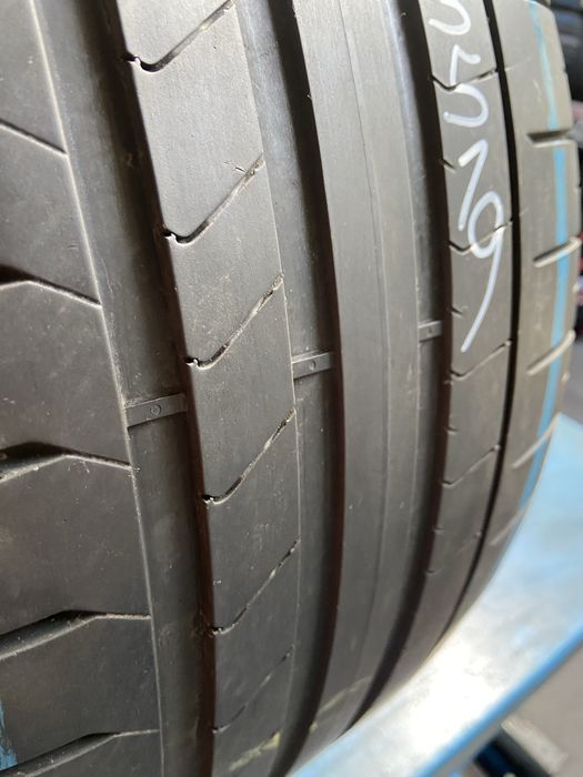Pneus 275 / 35 R 19 Pirell