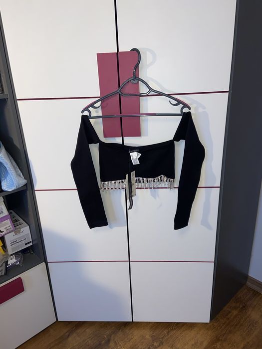 Czarny top z cyrkoniami Zara M viral święta sylwester