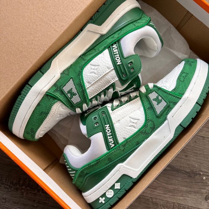 LOUIS VUITTON TRAINER мужские кроссовки белые с зеленым кеды