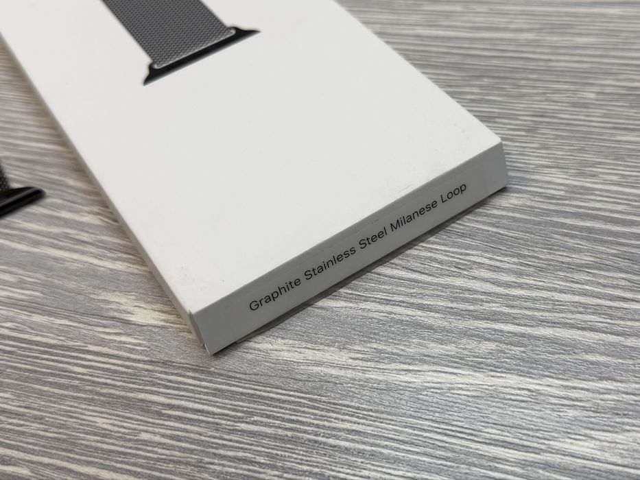 Apple Ремінець Milanese Loop Graphite до Watch 44/45/46/49 mm