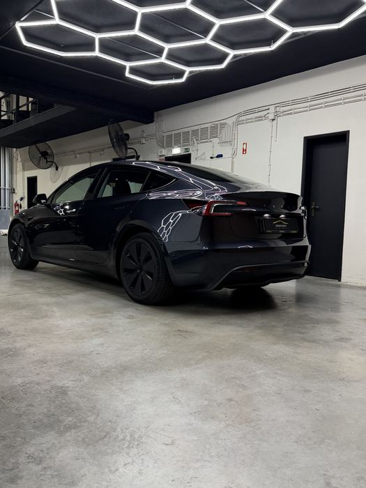 Tesla Model 3 SR Highland
