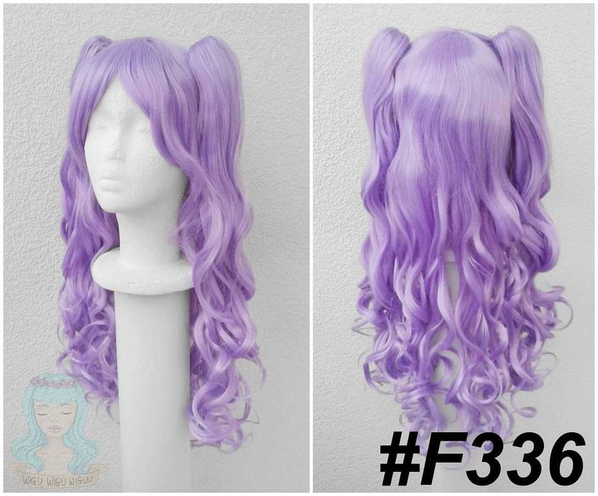 Fioletowa lokowana długa peruka z kitkami dopinkami doczepami na Halloween konwent cosplay wig fiolet fioletowy przebranie kostium wrzosowa wrzos