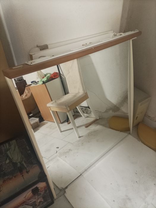 Espelho de casa de banho com 3 focos de luz