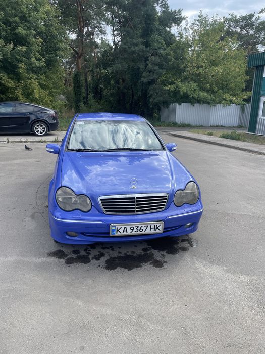 Продаю отличный мерс