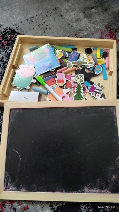 Zestaw tablica i puzzle
