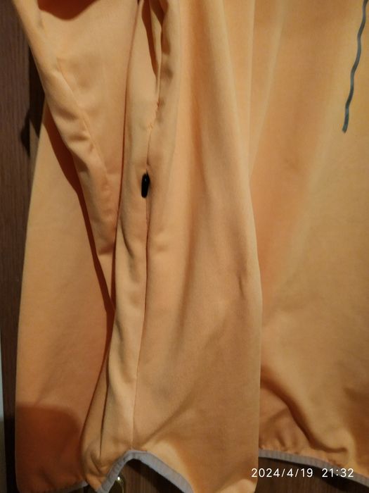 Bluza damska żolta z kapturem r L, uzywana
