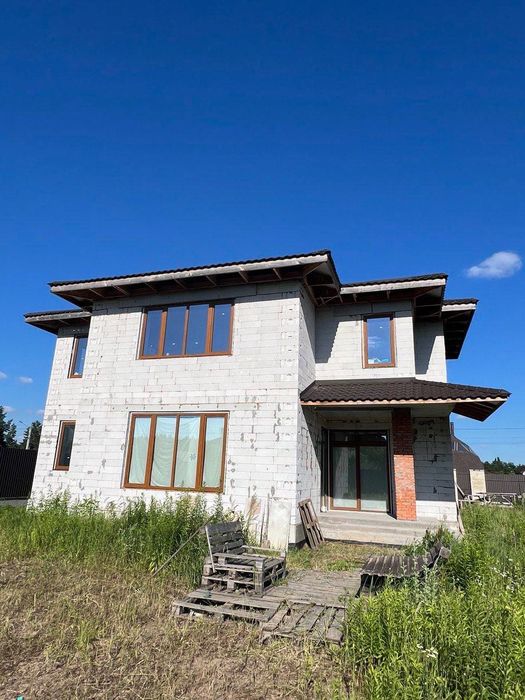 Новый коттедж в Счастливом (7 км от Киева по автобану)