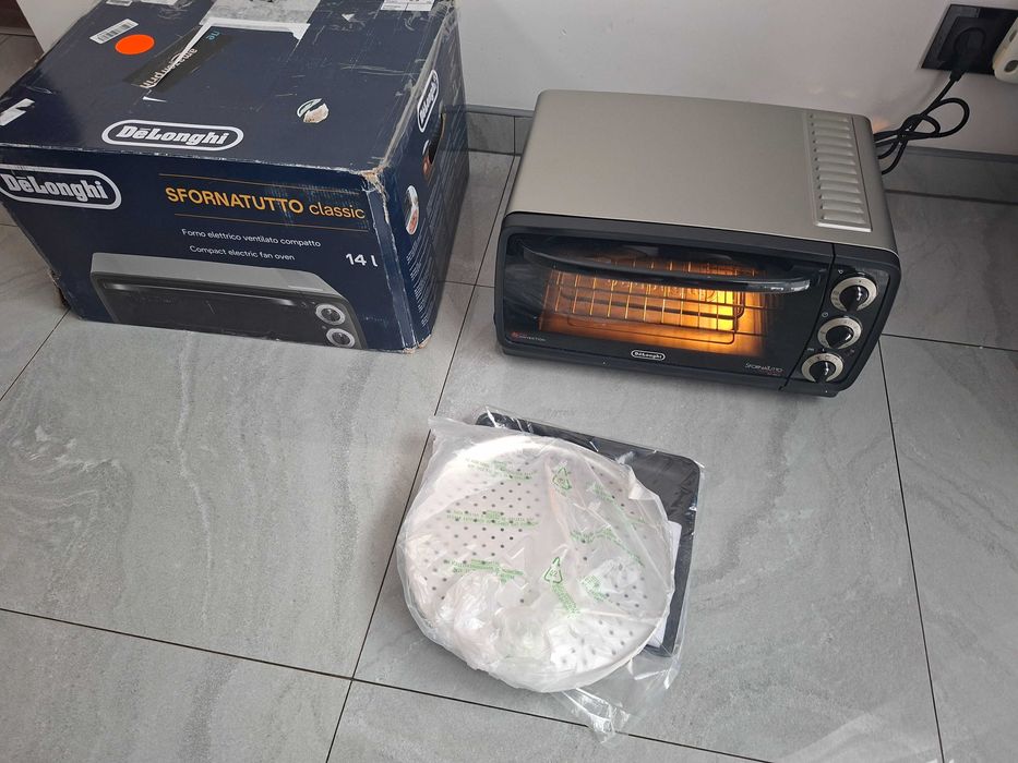 Mini piekarnik De'Longhi Sfornatutto 14 l