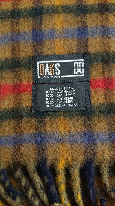 Szalik kaszmirowy, DAKS, UK
