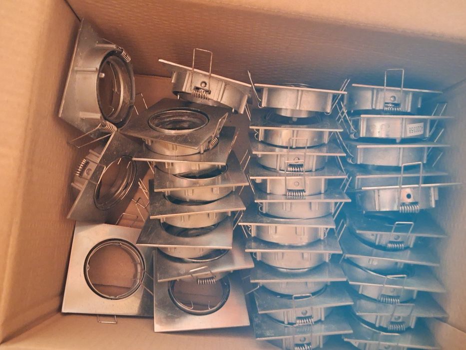 Foco quadrado de embutir (31 pecas)