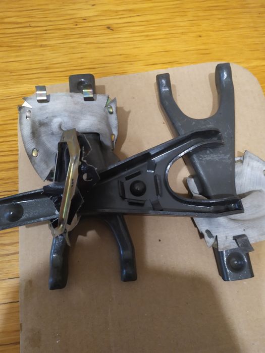 Вилка сцепления ГАЗ