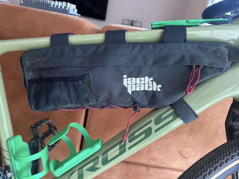 Jack Pack żwirek 2,5 l - czarna