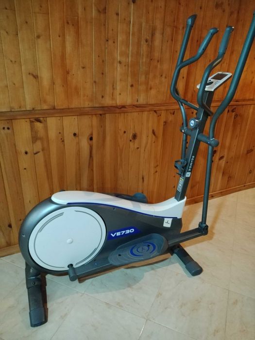 bicicleta elíptica como nova, utilizada apenas uma dezena de vezes