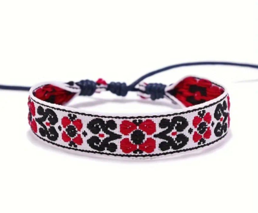 Патріотичний браслет вишивка