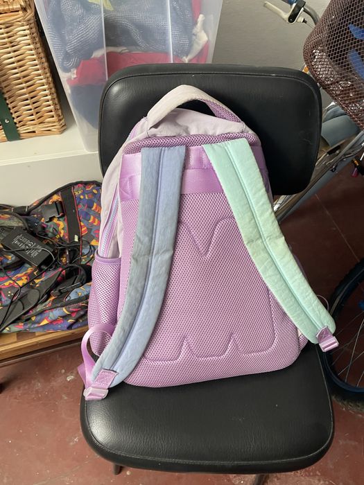 Mochila escolar para menina