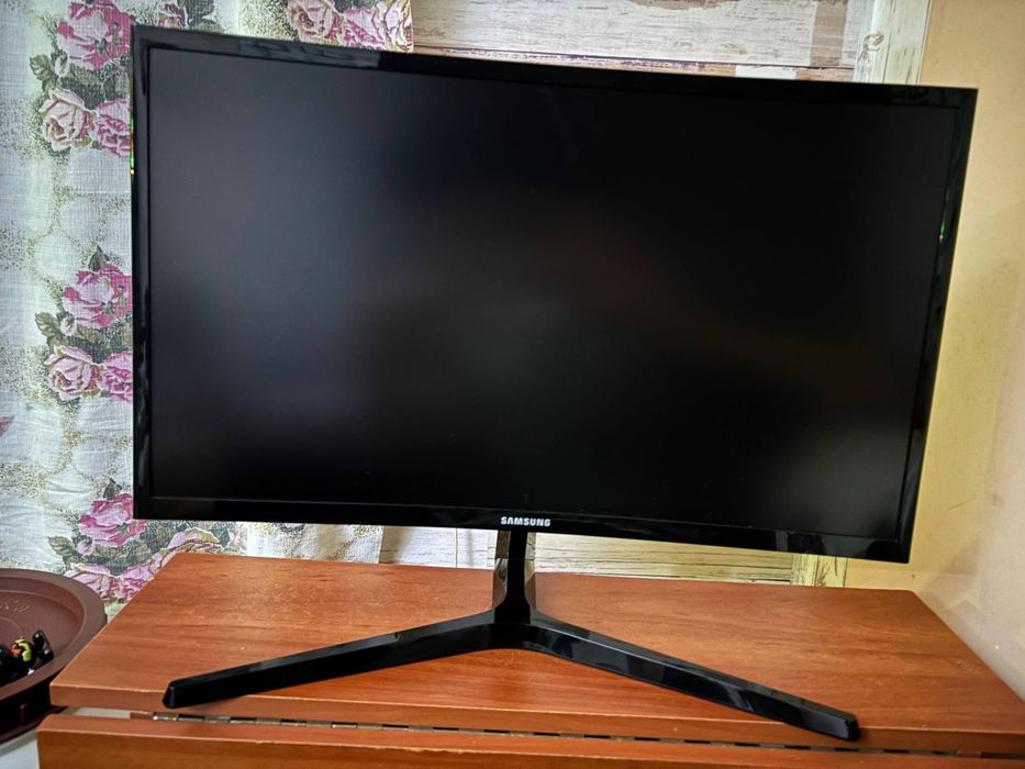 ігровий монітор Samsung